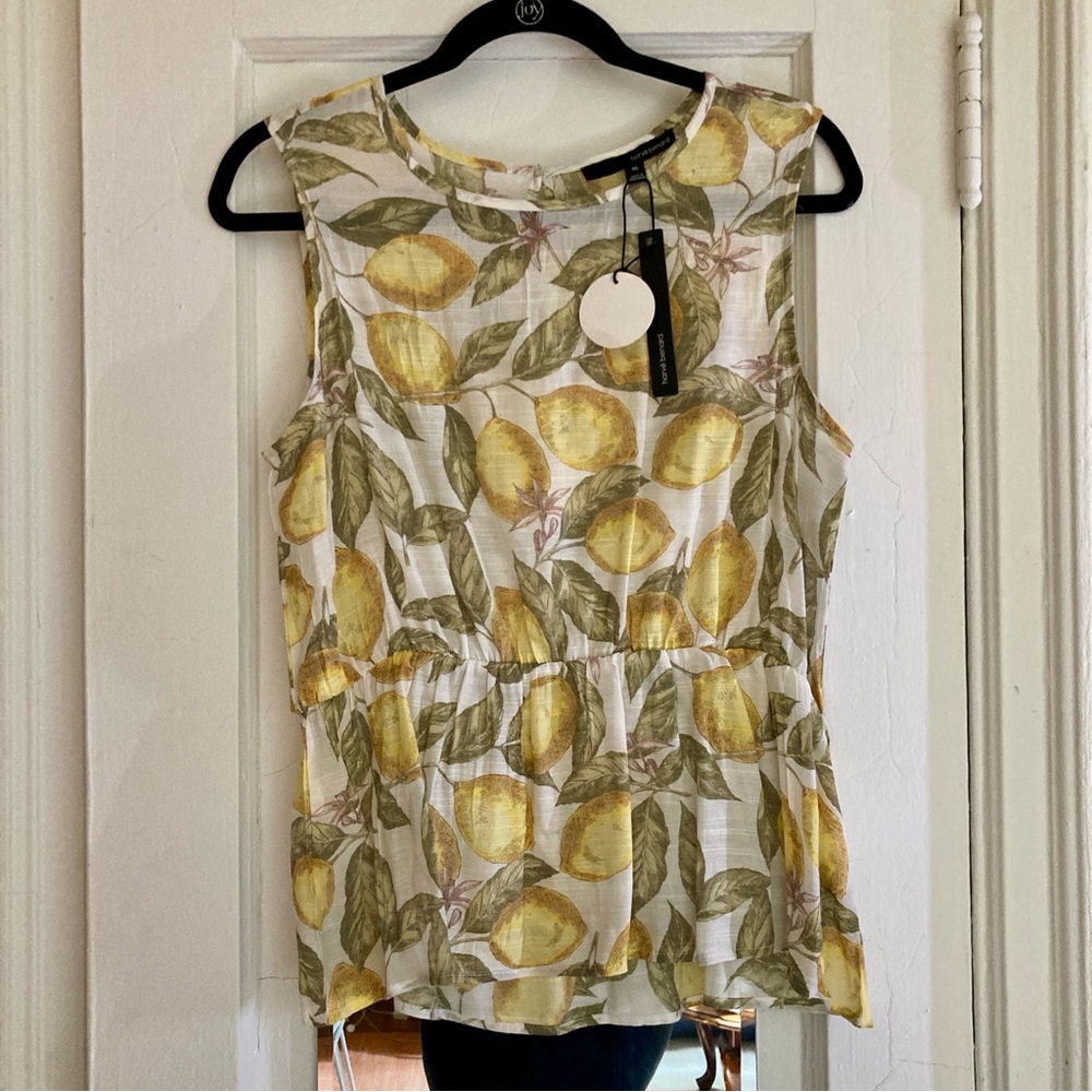 NWT Harve Benard Lemon Print Sleeveless Blouse Size XL Cinched Waist Floaty Top